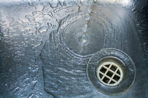 drain-in-silver-sink